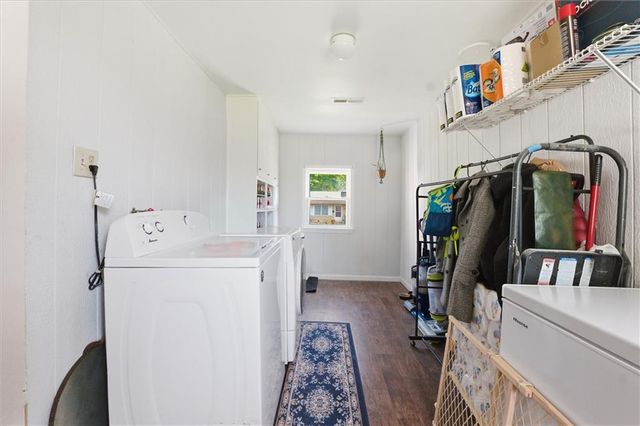 304 E Forest Street, Harrisonville, MO 64701