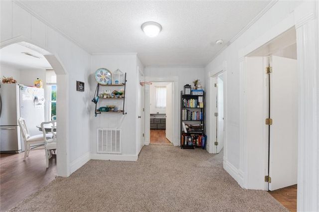 304 E Forest Street, Harrisonville, MO 64701