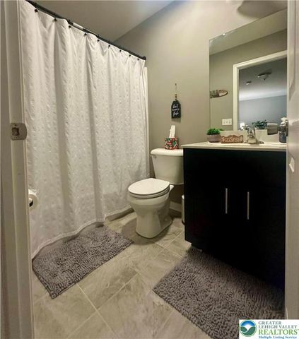 1516 Tarpan Lane, Allentown City, PA 18104