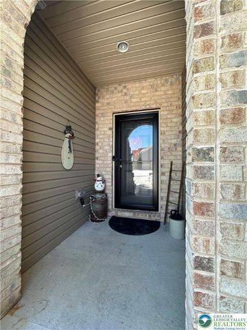 1516 Tarpan Lane, Allentown City, PA 18104