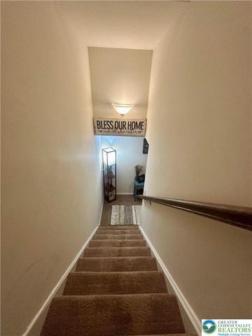 1516 Tarpan Lane, Allentown City, PA 18104