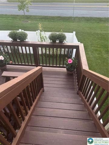 1516 Tarpan Lane, Allentown City, PA 18104