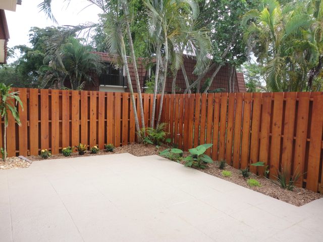 3008 San Clara Drive 12-b, Delray Beach, FL 33445
