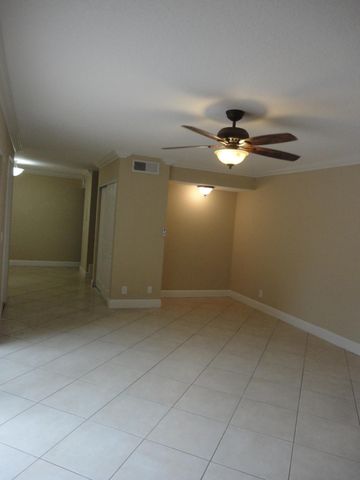 3008 San Clara Drive 12-b, Delray Beach, FL 33445