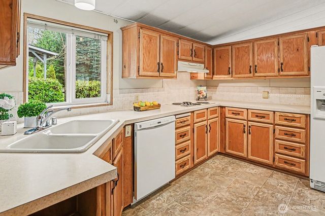 17308 Woodcrest Drive NE, Bothell, WA 98011