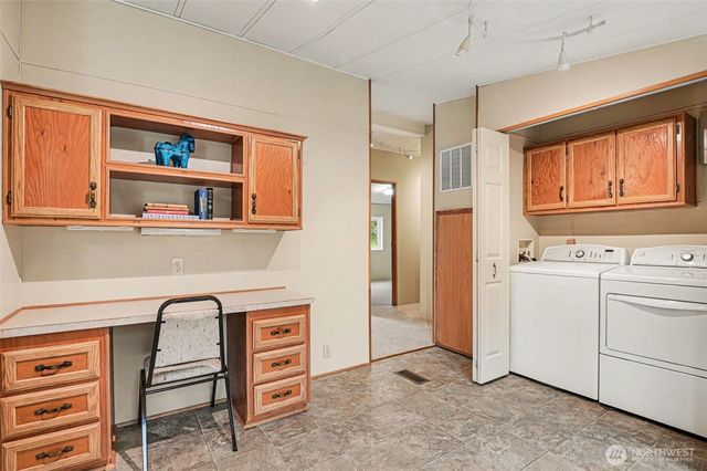 17308 Woodcrest Drive NE, Bothell, WA 98011