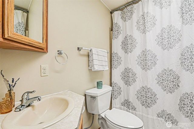 17308 Woodcrest Drive NE, Bothell, WA 98011