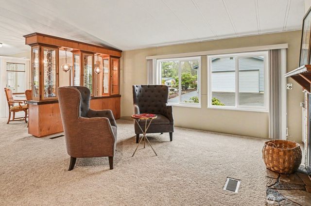 17308 Woodcrest Drive NE, Bothell, WA 98011