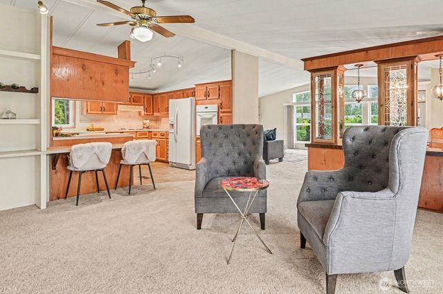 17308 Woodcrest Drive NE, Bothell, WA 98011