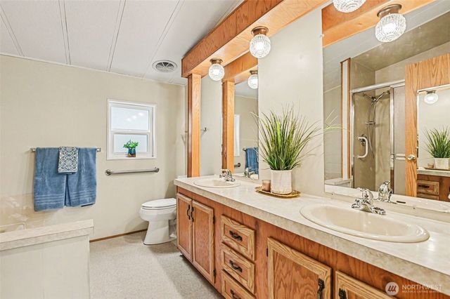 17308 Woodcrest Drive NE, Bothell, WA 98011