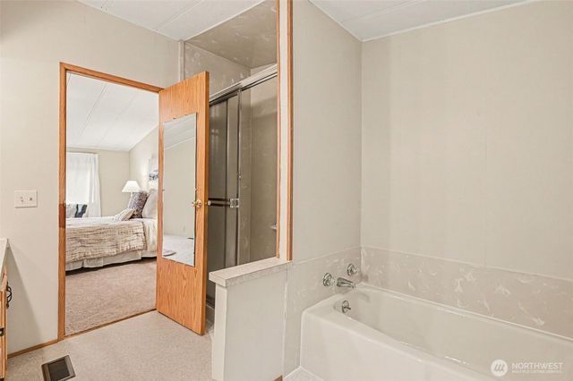 17308 Woodcrest Drive NE, Bothell, WA 98011