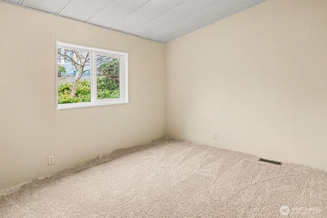 17308 Woodcrest Drive NE, Bothell, WA 98011