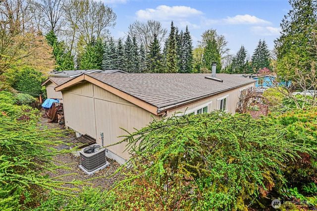 17308 Woodcrest Drive NE, Bothell, WA 98011
