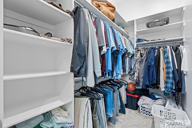 4322 N Hemingway Avenue, Idaho Falls, ID 83401