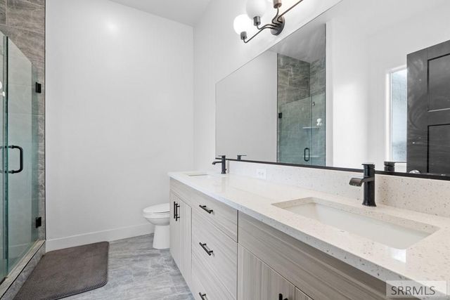 4322 N Hemingway Avenue, Idaho Falls, ID 83401