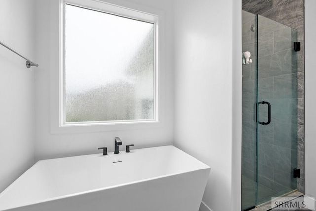 4322 N Hemingway Avenue, Idaho Falls, ID 83401