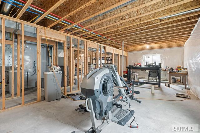 4322 N Hemingway Avenue, Idaho Falls, ID 83401