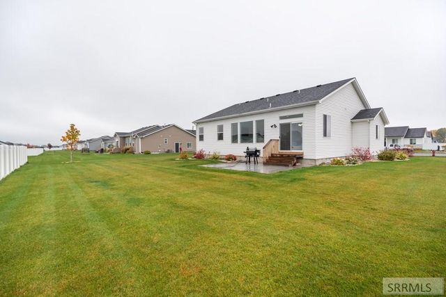 4322 N Hemingway Avenue, Idaho Falls, ID 83401