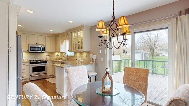 5405 River Ridge Drive, Flushing, MI 48433
