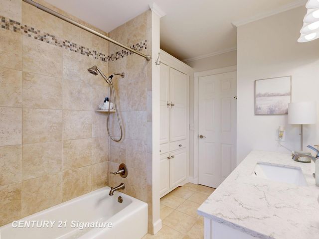 5405 River Ridge Drive, Flushing, MI 48433