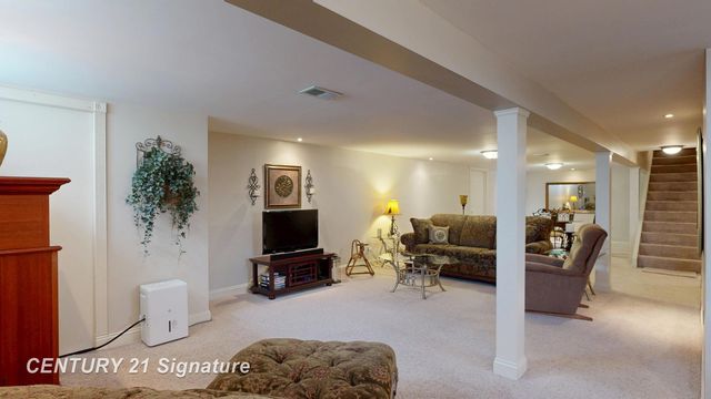 5405 River Ridge Drive, Flushing, MI 48433