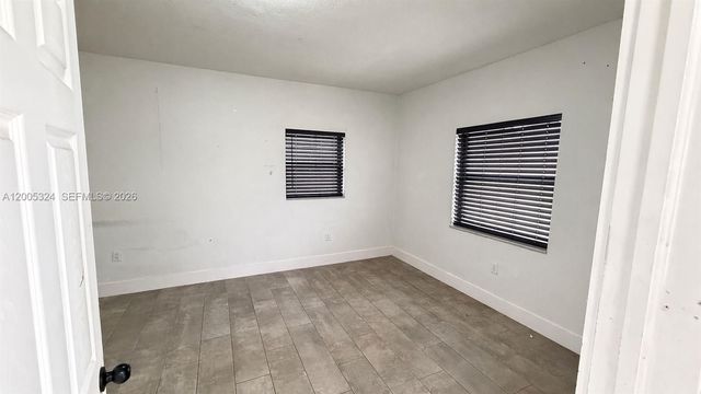 301 NW 37th St, Miami, FL 33127