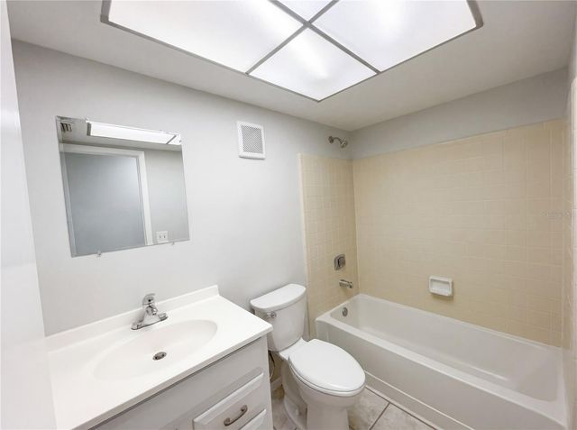 5508 SILENT BROOK DRIVE, Orlando, FL 32821