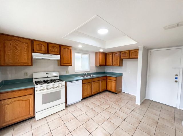 5508 SILENT BROOK DRIVE, Orlando, FL 32821