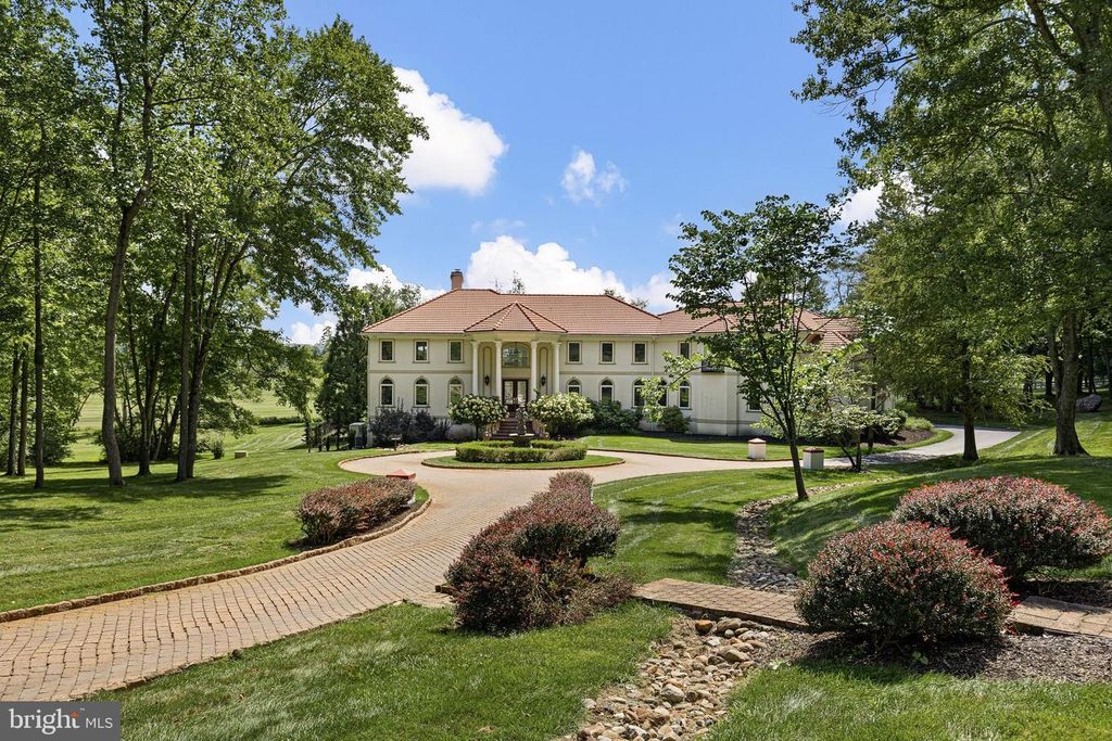 1800 ART SCHOOL RD, CHESTER SPRINGS, PA 19425 — exterior