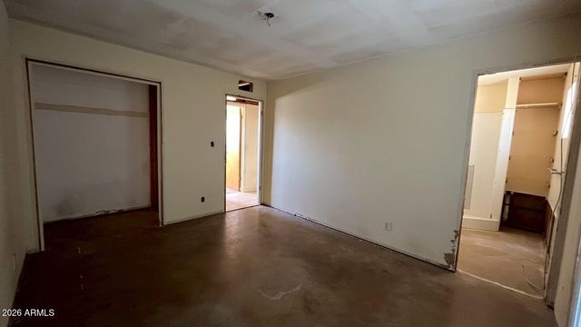 1842 W 6TH Street, Mesa, AZ 85201