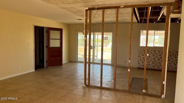 1842 W 6TH Street, Mesa, AZ 85201