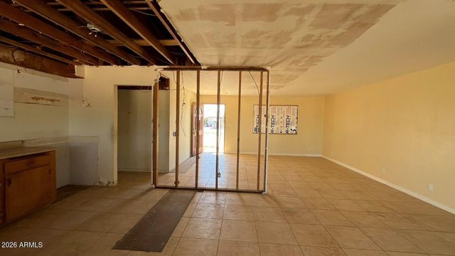 1842 W 6TH Street, Mesa, AZ 85201