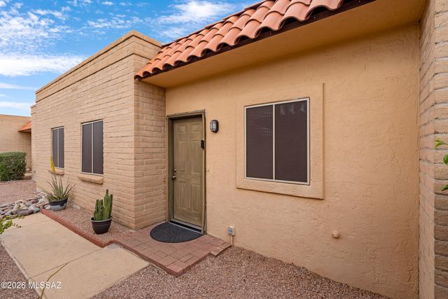 782 S Pantano Road, Tucson, AZ 85710
