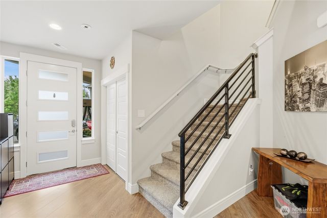 26029 242nd Place SE, Maple Valley, WA 98038