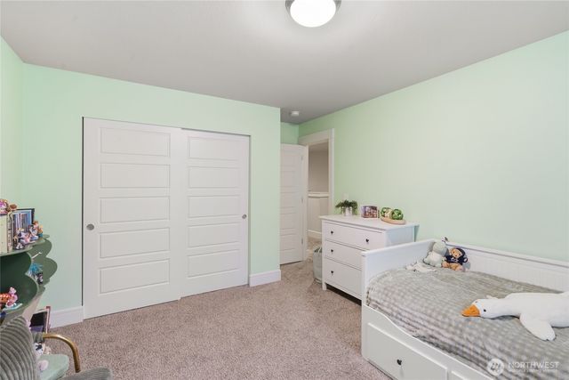 26029 242nd Place SE, Maple Valley, WA 98038