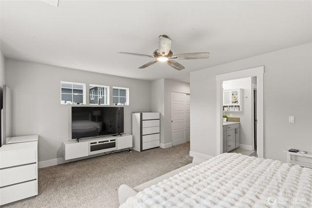 26029 242nd Place SE, Maple Valley, WA 98038