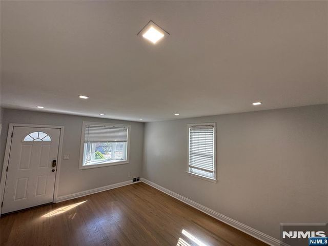 401 Gorge Road, Cliffside Park, NJ 07010