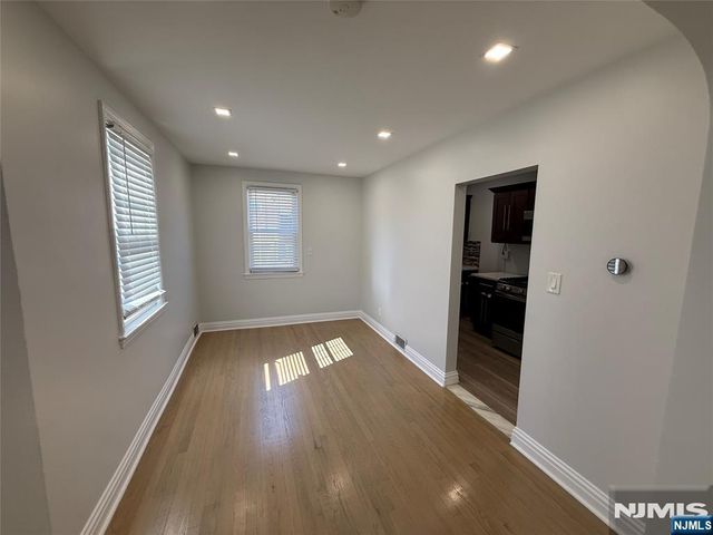401 Gorge Road, Cliffside Park, NJ 07010