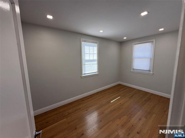 401 Gorge Road, Cliffside Park, NJ 07010