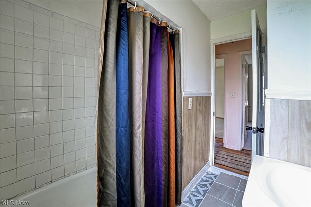 7615 Kenilworth Avenue, Parma, OH 44129