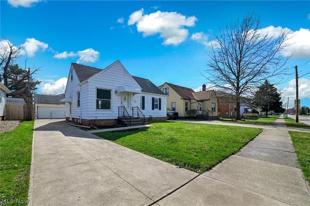 7615 Kenilworth Avenue, Parma, OH 44129