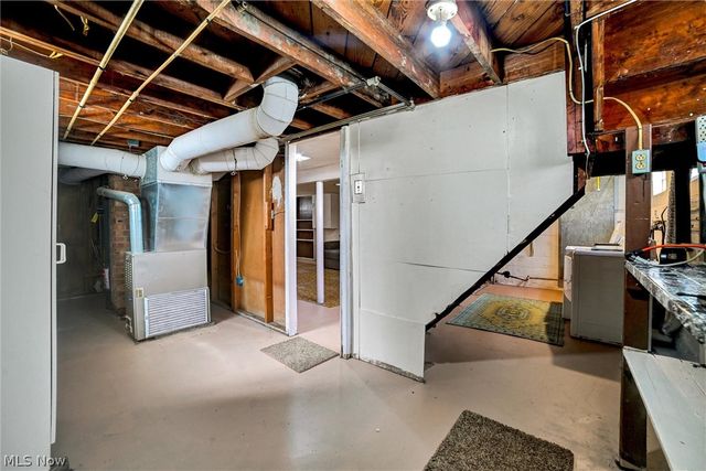 7615 Kenilworth Avenue, Parma, OH 44129