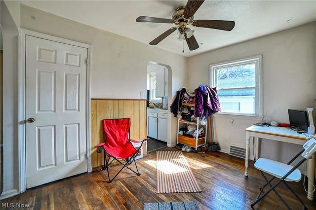 7615 Kenilworth Avenue, Parma, OH 44129