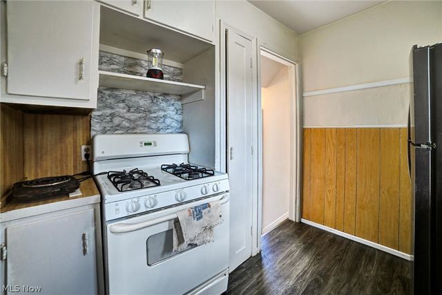 7615 Kenilworth Avenue, Parma, OH 44129