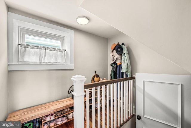 22 WASHINGTON AVE, Havertown, PA 19083