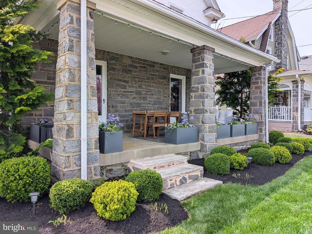 22 WASHINGTON AVE, Havertown, PA 19083