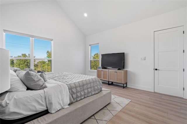 1423 E 36th Street, Houston, TX 77022