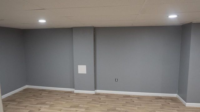810 E 1ST STREET, Kimberly, WI 54136