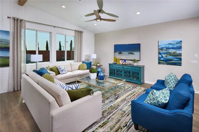 30945 Campania Road, Highland, CA 92346