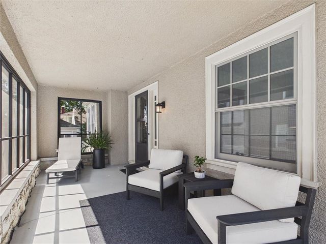 33 E 53rd Terrace, Kansas City, MO 64112